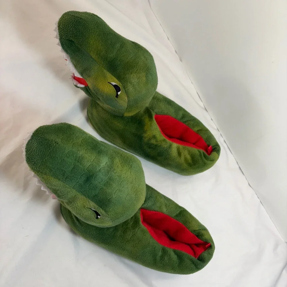 Old Navy Kids Green Dinosaur T-Rex Plush Slippers‎ XXL (5-6) Non-Slip Soles